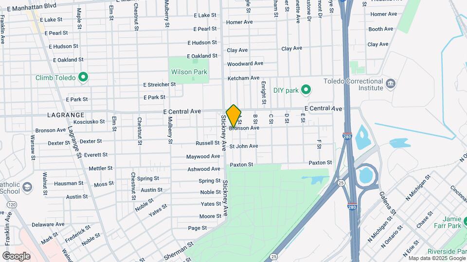 818 Bronson Ave Mapa y Detalles de la Ubicación