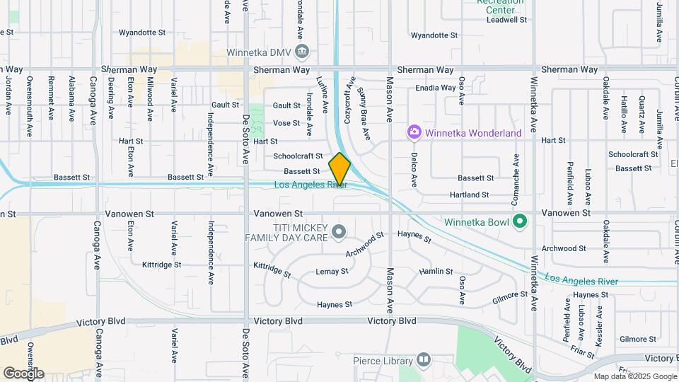 20625 Hartland St Map and Location Details