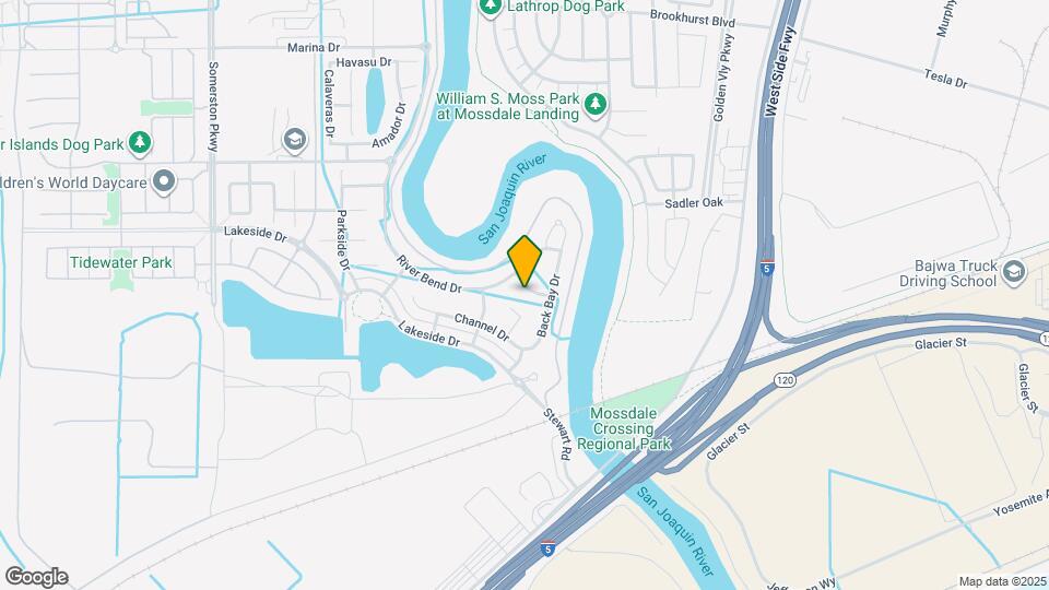 562 Sandy Shores Dr Map and Location Details