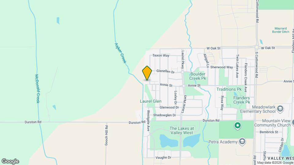 905 Saxon Way Mapa y Detalles de la Ubicación