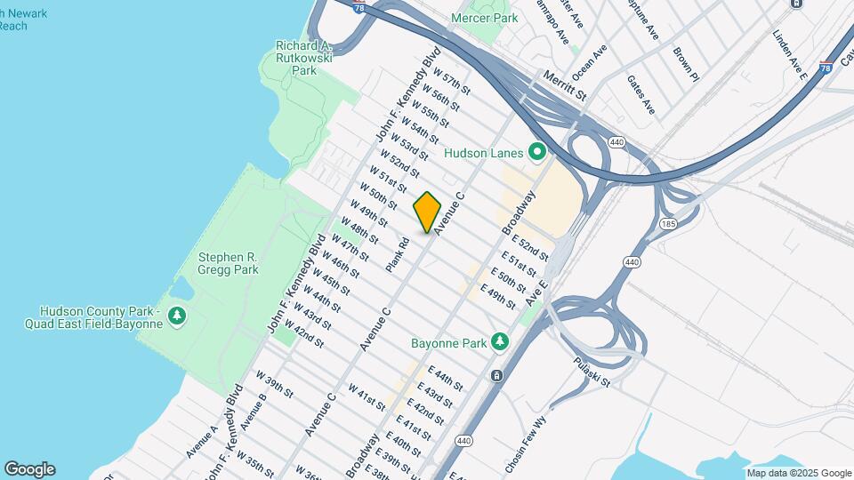 1035 Avenue C Map and Location Details