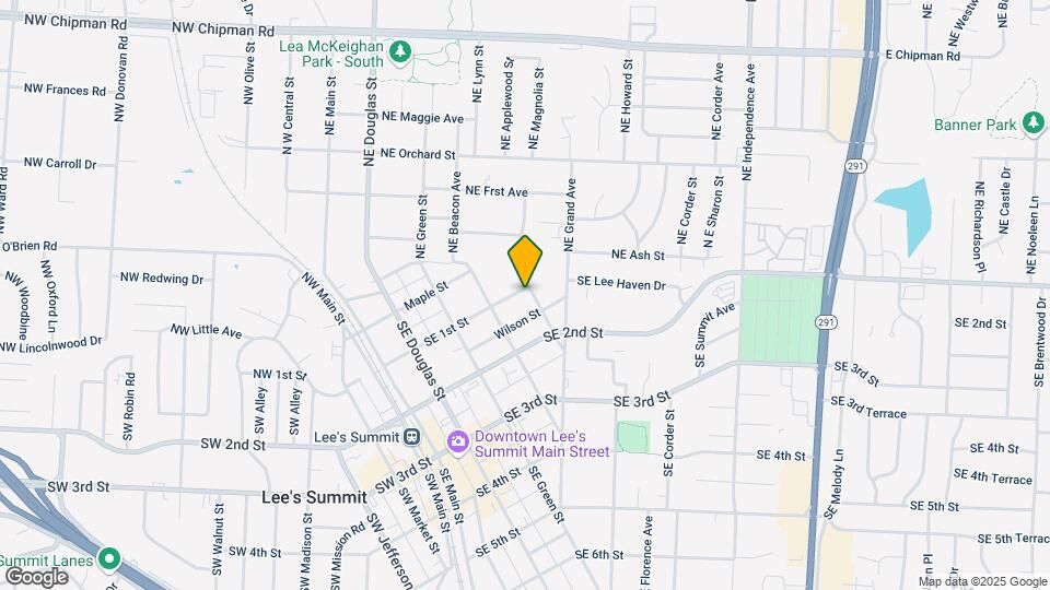 311 E 1st St Mapa y Detalles de la Ubicación