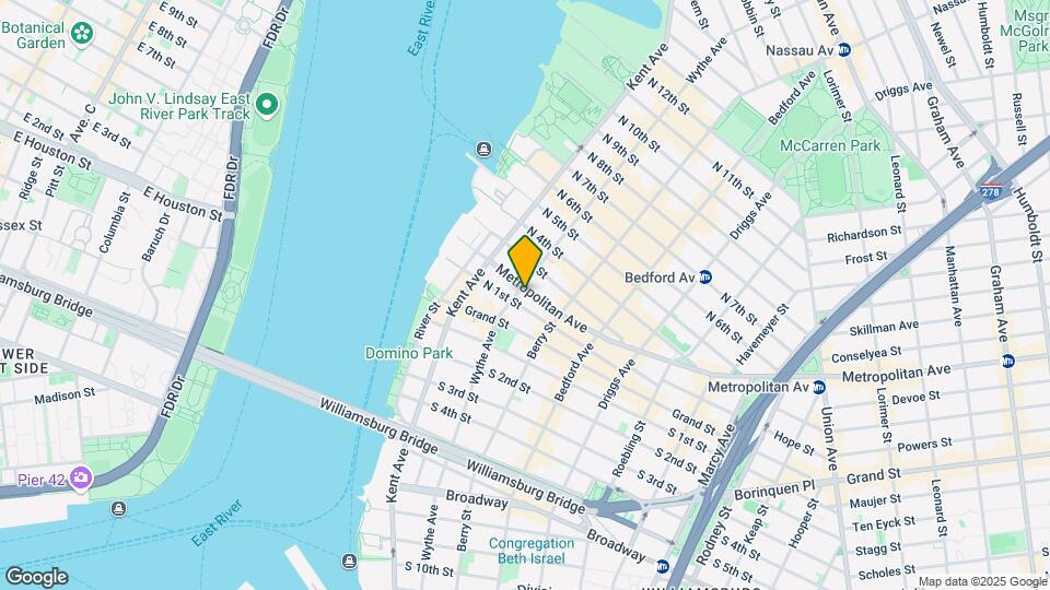 100 Metropolitan Ave Mapa y Detalles de la Ubicación
