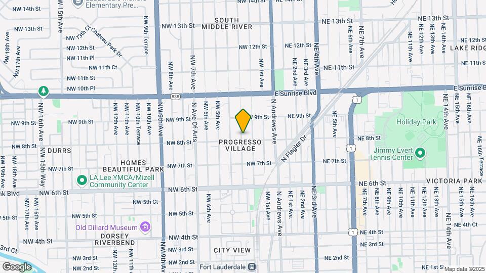 808 NW 3rd Ave Map and Location Details