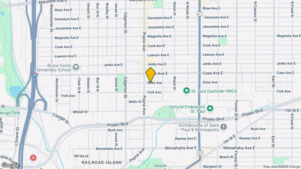 658 Sims Ave Mapa y Detalles de la Ubicación