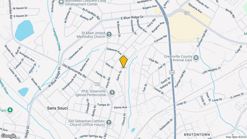 108 Davis St Map and Location Details