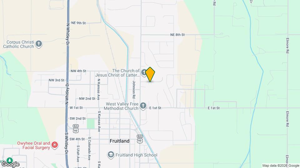 124 NE 3rd St Map and Location Details