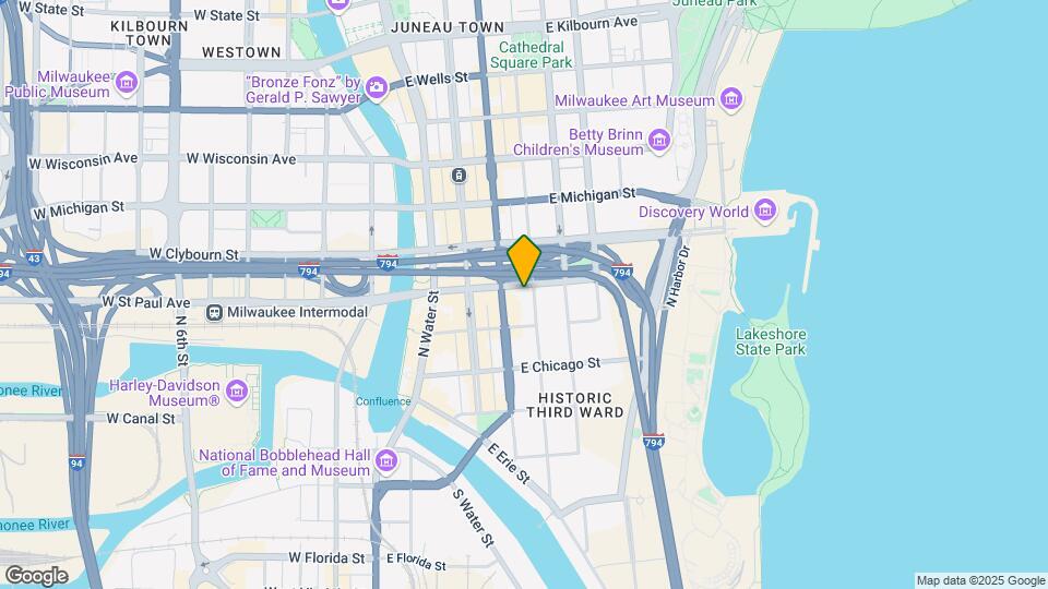 321 Jefferson Mapa y Detalles de la Ubicación