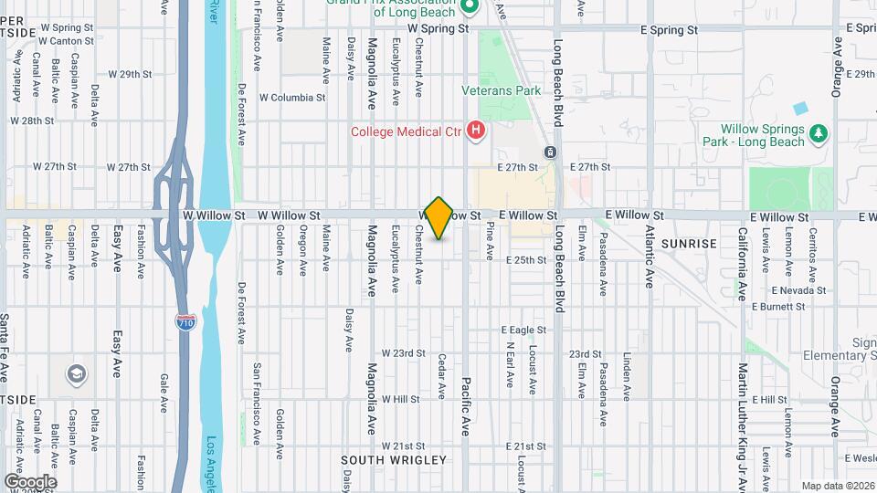 2527 Cedar Ave Map and Location Details