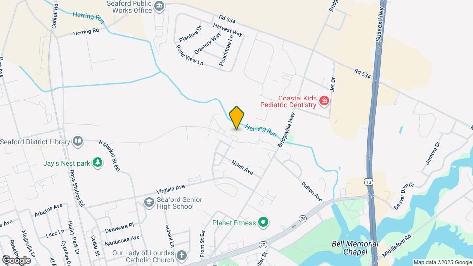 Hampton Circle Map and Location Details