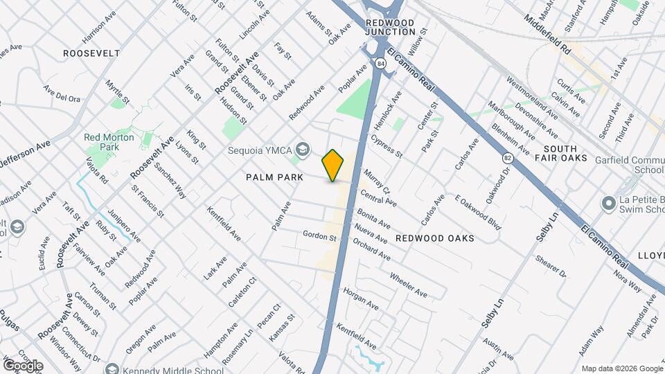 1582 Hudson St Map and Location Details