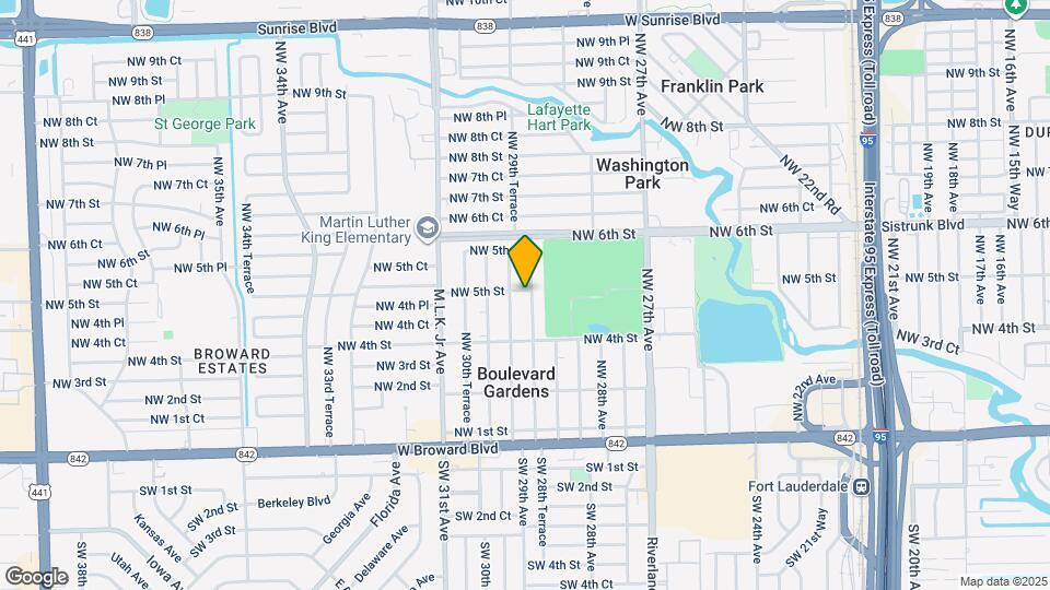 2900 NW 5th St Map and Location Details