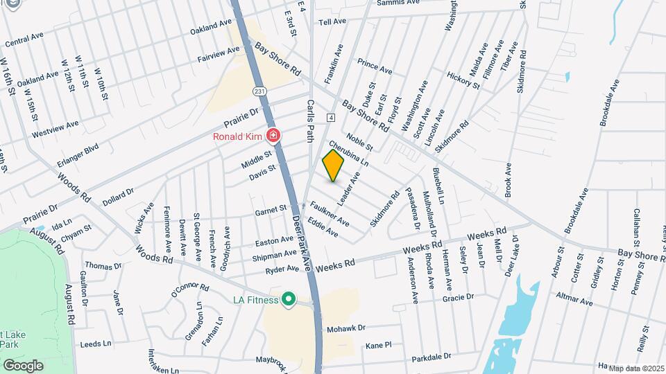 32 Lloyd Ave Map and Location Details