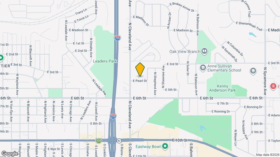 Woodland Hills Apartments Map and Location Details