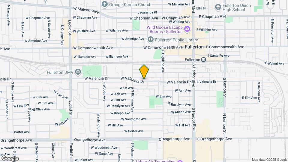 425 W Valencia Dr Map and Location Details