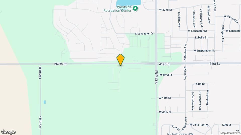 Modern 3 Bed 2.5 Bath Townhome Located in Map and Location Details