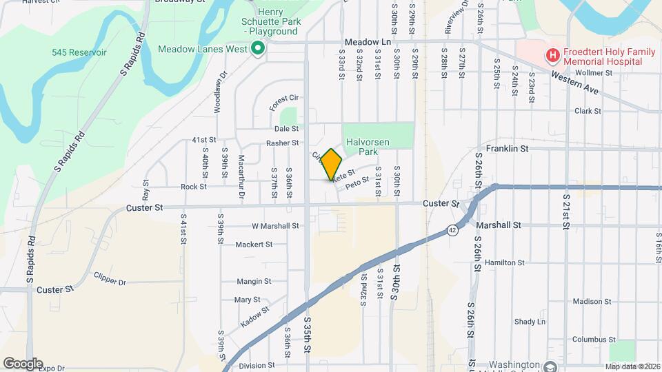 956 Circle Dr Map and Location Details