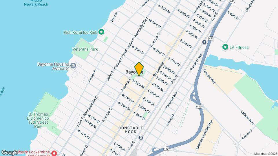 36 W 27th St Map and Location Details