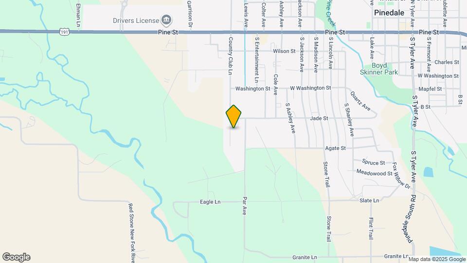 441 Country Club Ln Map and Location Details