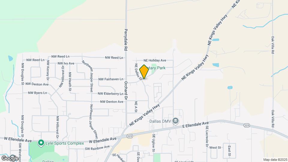 534 NE Dallas Dr Map and Location Details