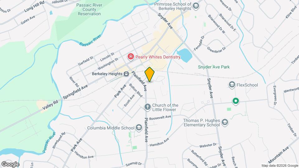 17 Castle Dr Map and Location Details