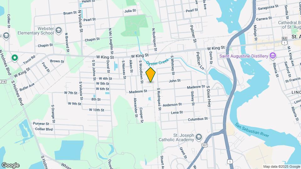 614 Center St Map and Location Details