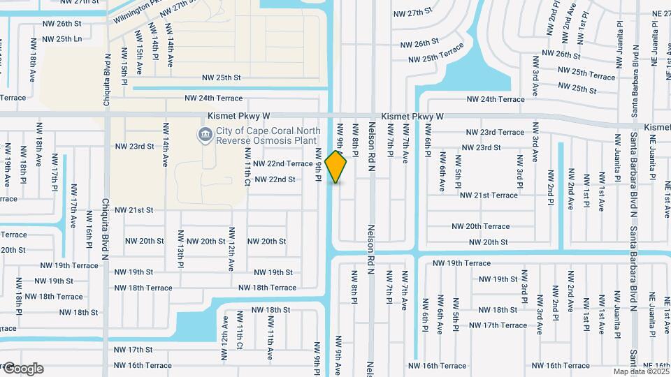 2122 NW 9th Ave Map and Location Details