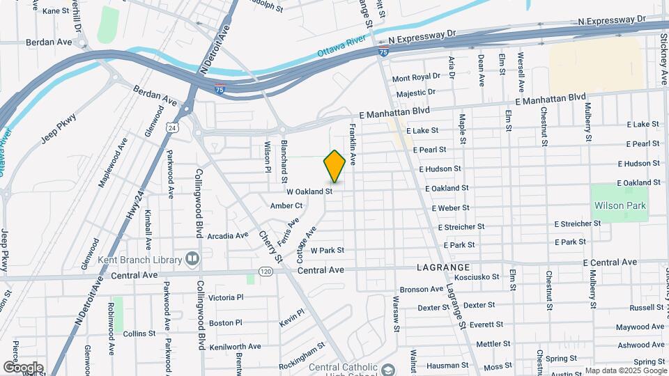 30 W Oakland St Map and Location Details