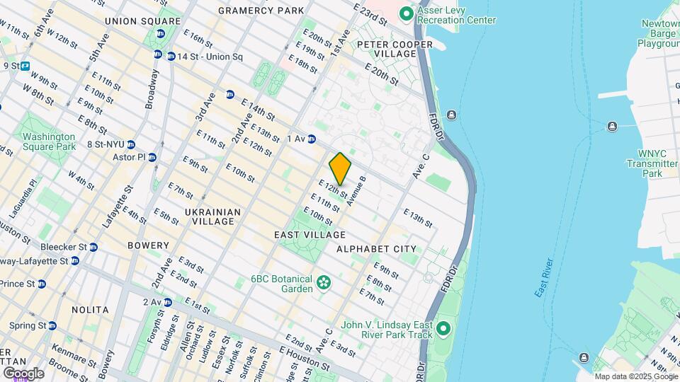 535 E 12th St Mapa y Detalles de la Ubicación