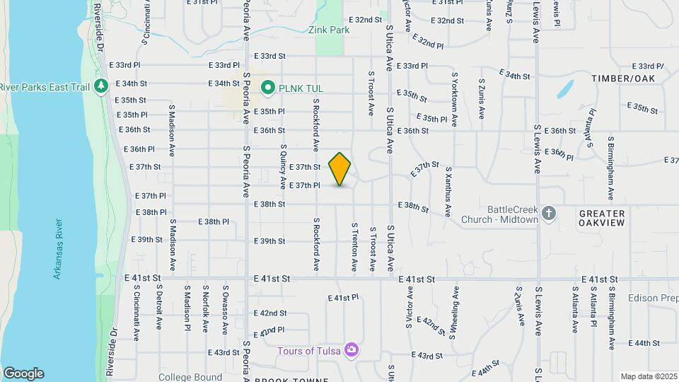 1530 E 37th Pl Map and Location Details