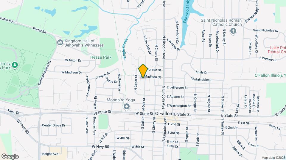 429 N Oak St Map and Location Details
