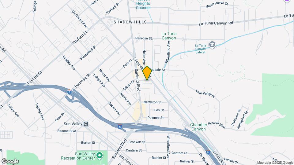 8641 Glenoaks Blvd Map and Location Details