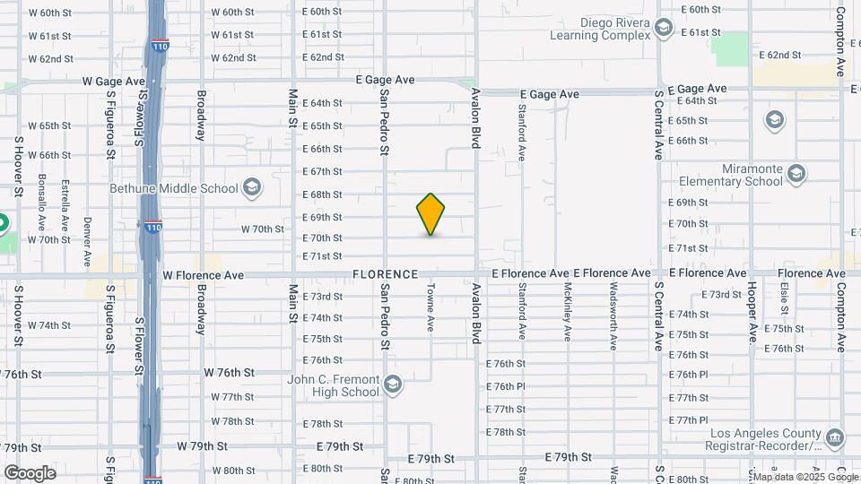 362 E 70th St Map and Location Details