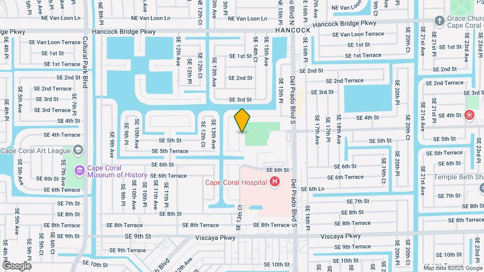 425 SE 13th Ct Map and Location Details