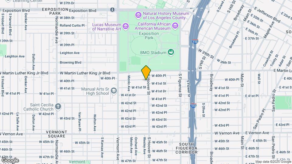 806 W 40th Pl Map and Location Details
