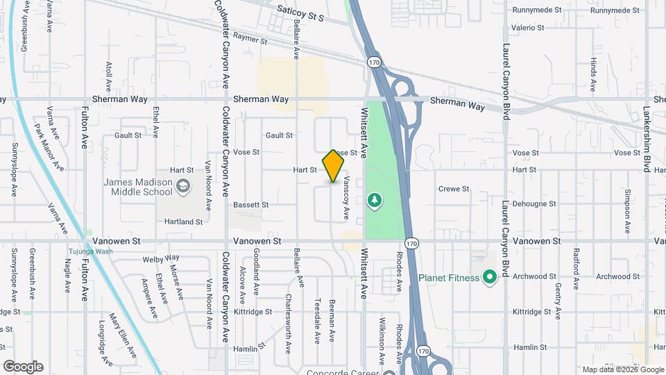 6932 Babcock Ave Map and Location Details