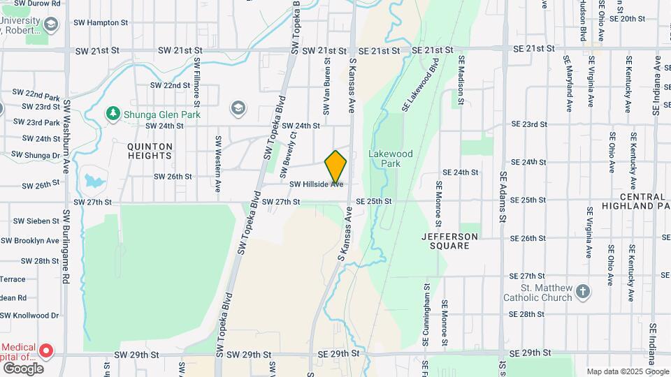 117 SW Hillside Dr Map and Location Details