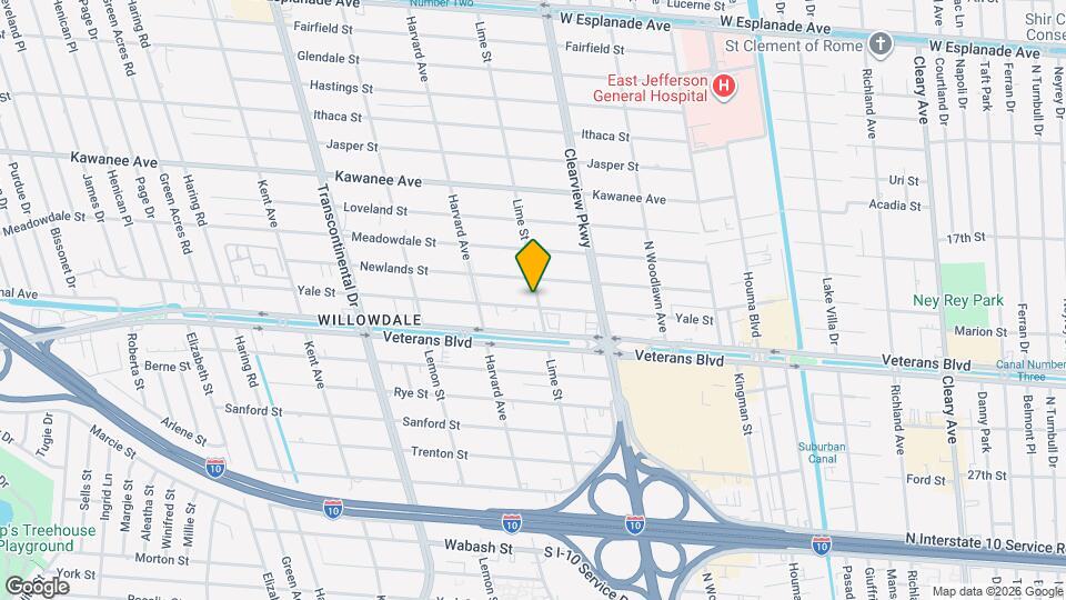 Castlewood Apartments Map and Location Details