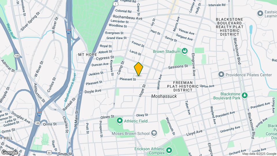 228 Pleasant St Mapa y Detalles de la Ubicación
