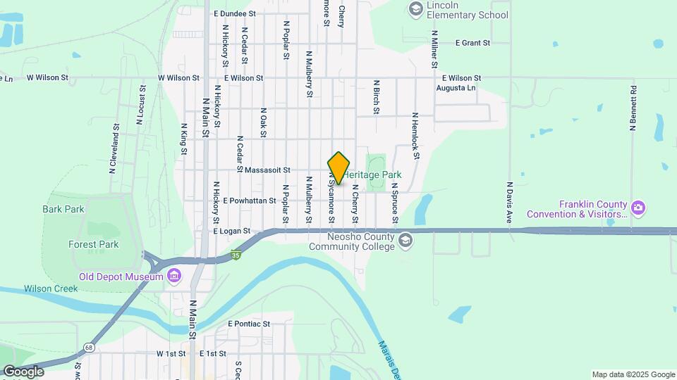 611 N Sycamore St Map and Location Details