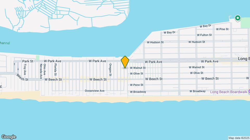 82 California St Map and Location Details