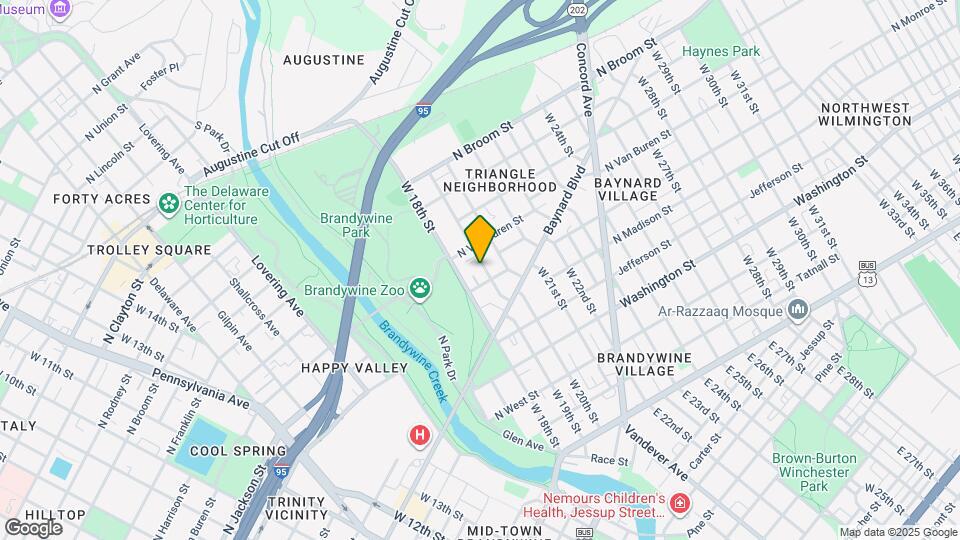 602 W 19th St Map and Location Details