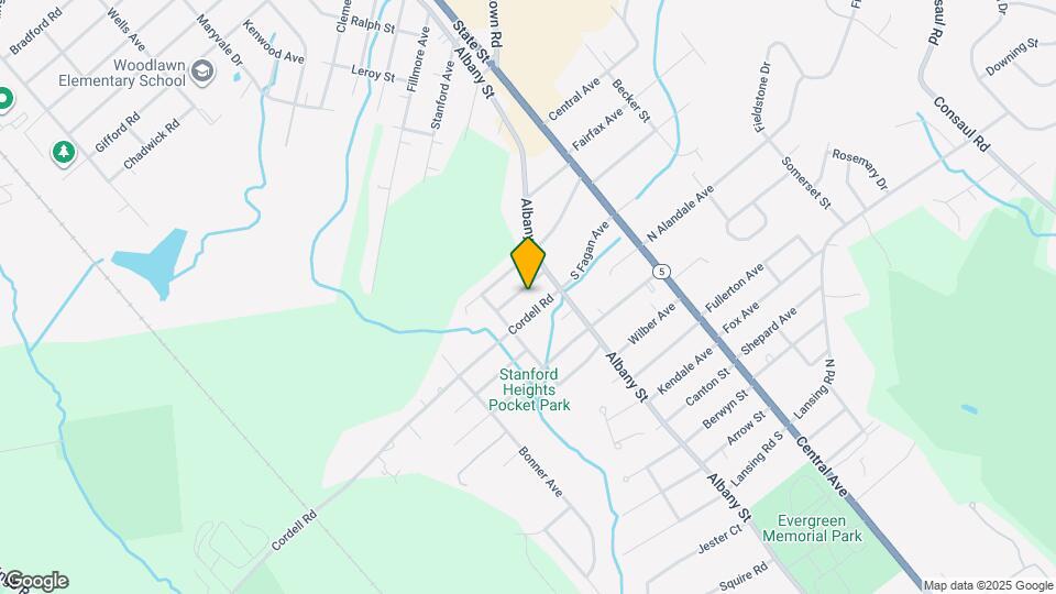 14 Ferrara Ave, Unit Upstairs front apartment Mapa y Detalles de la Ubicación