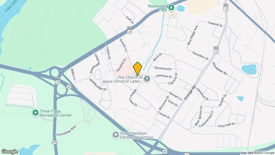 Redbud Apartments Mapa y Detalles de la Ubicación