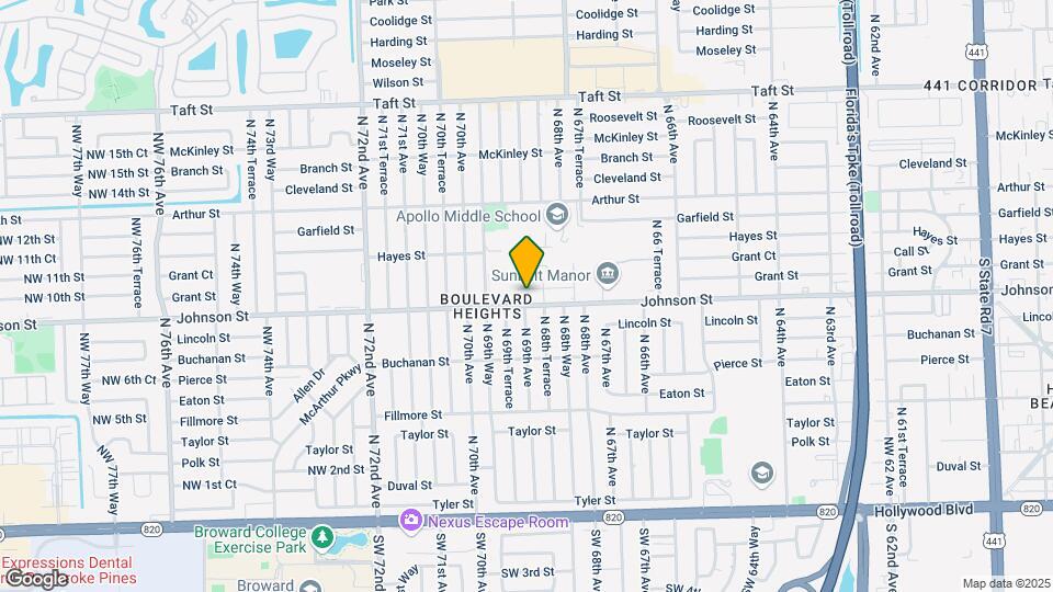Hollywood Park Apartments Mapa y Detalles de la Ubicación