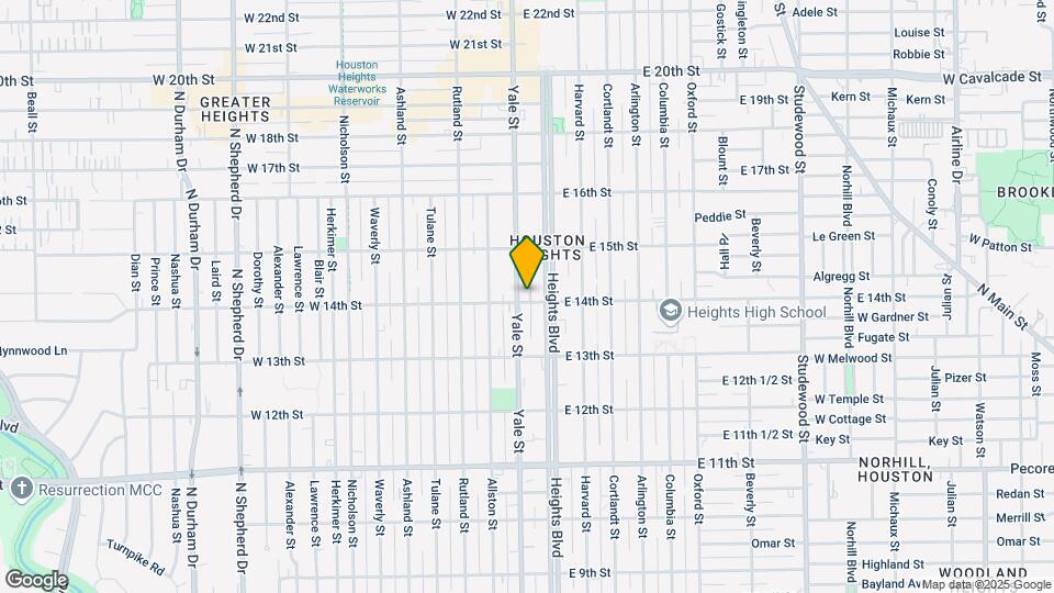 111 W 14th St Map and Location Details