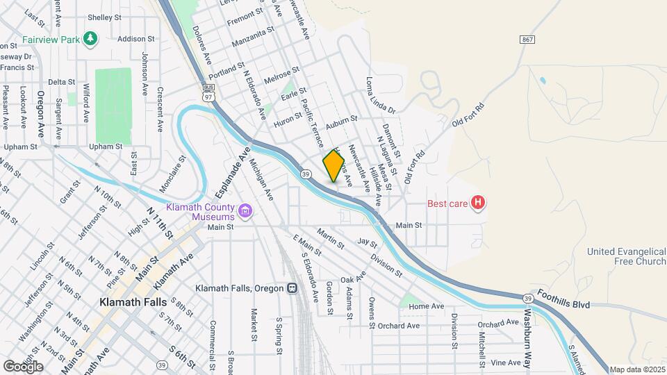 201-203 Crater Lake Pkwy Map and Location Details