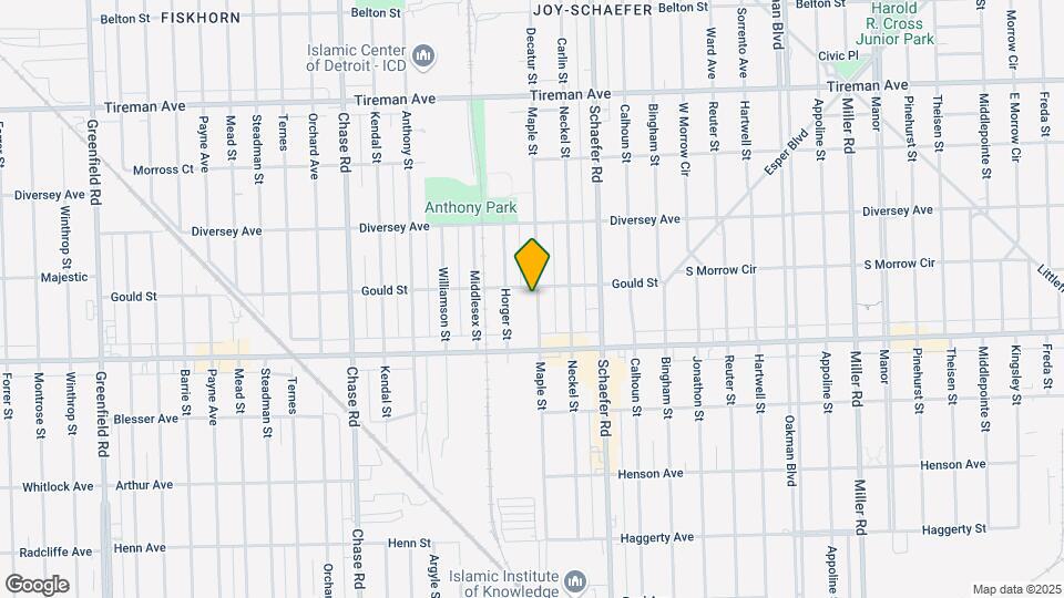 7335 Maple St Map and Location Details