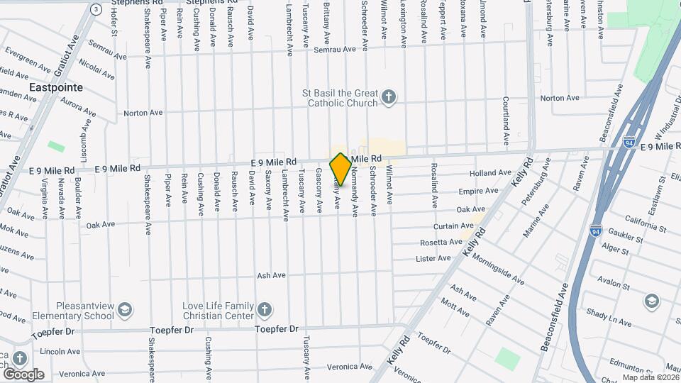 22476 Brittany Ave Map and Location Details