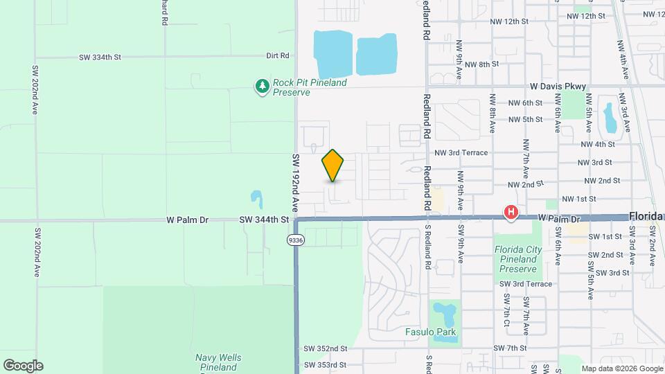 215 NW 13th Pl Map and Location Details